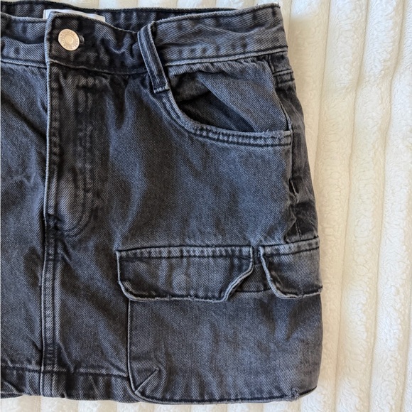Zara Cargo Mini Skirt - Picture 3 of 5